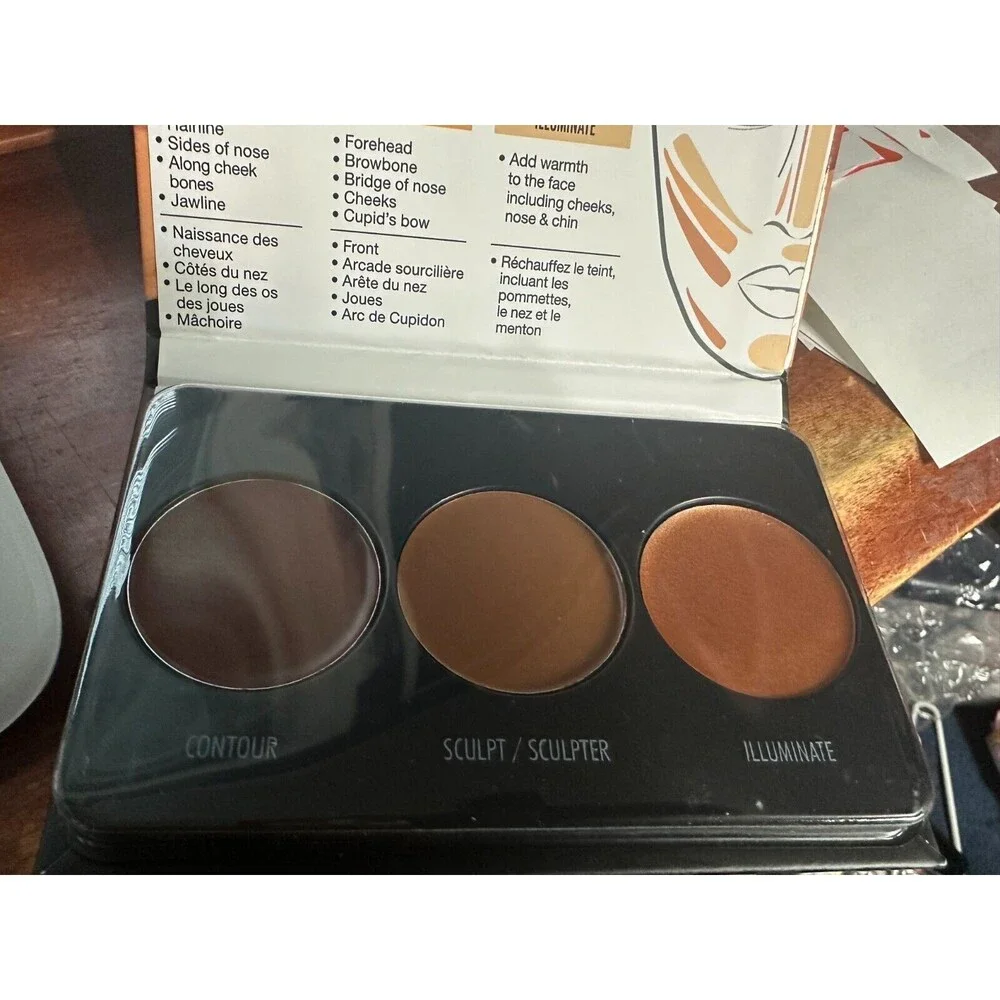 Palette black radiance